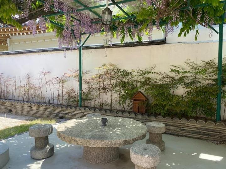 גייאונגג'ו Adam Guesthouse מראה חיצוני תמונה